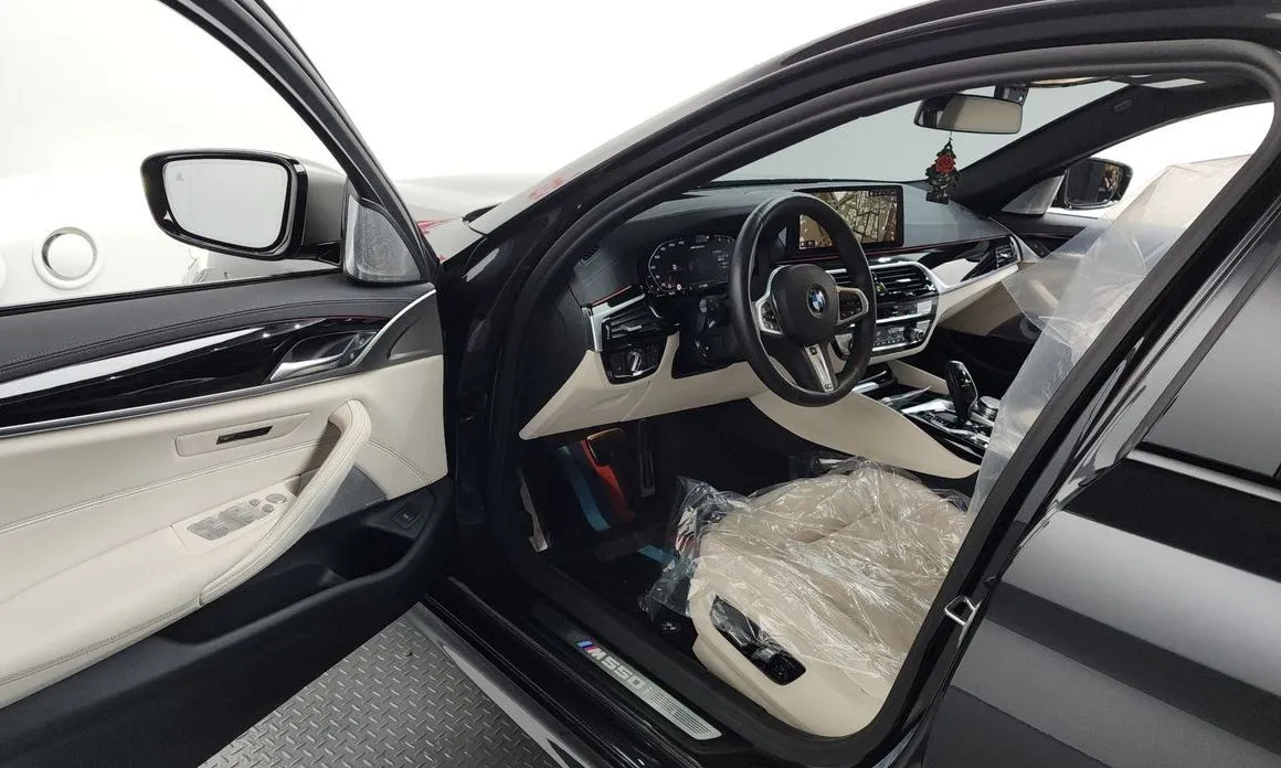 BMW 5-Series 2022 из KR, фото 8
