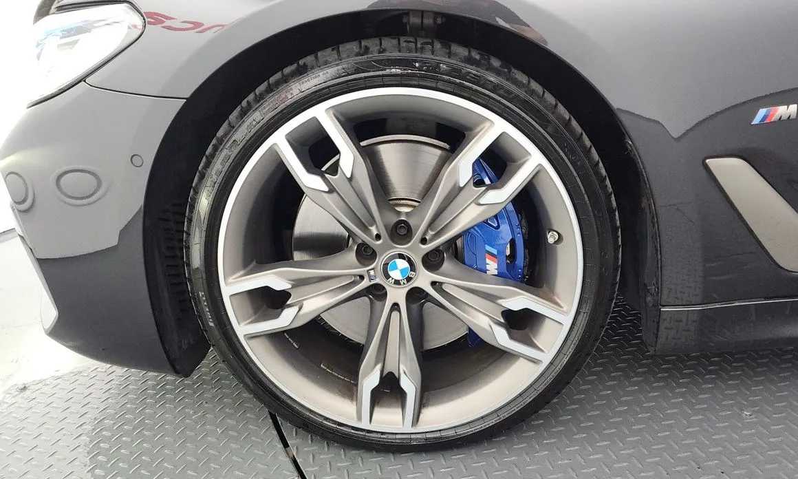 BMW 5-Series 2022 из KR, фото 10