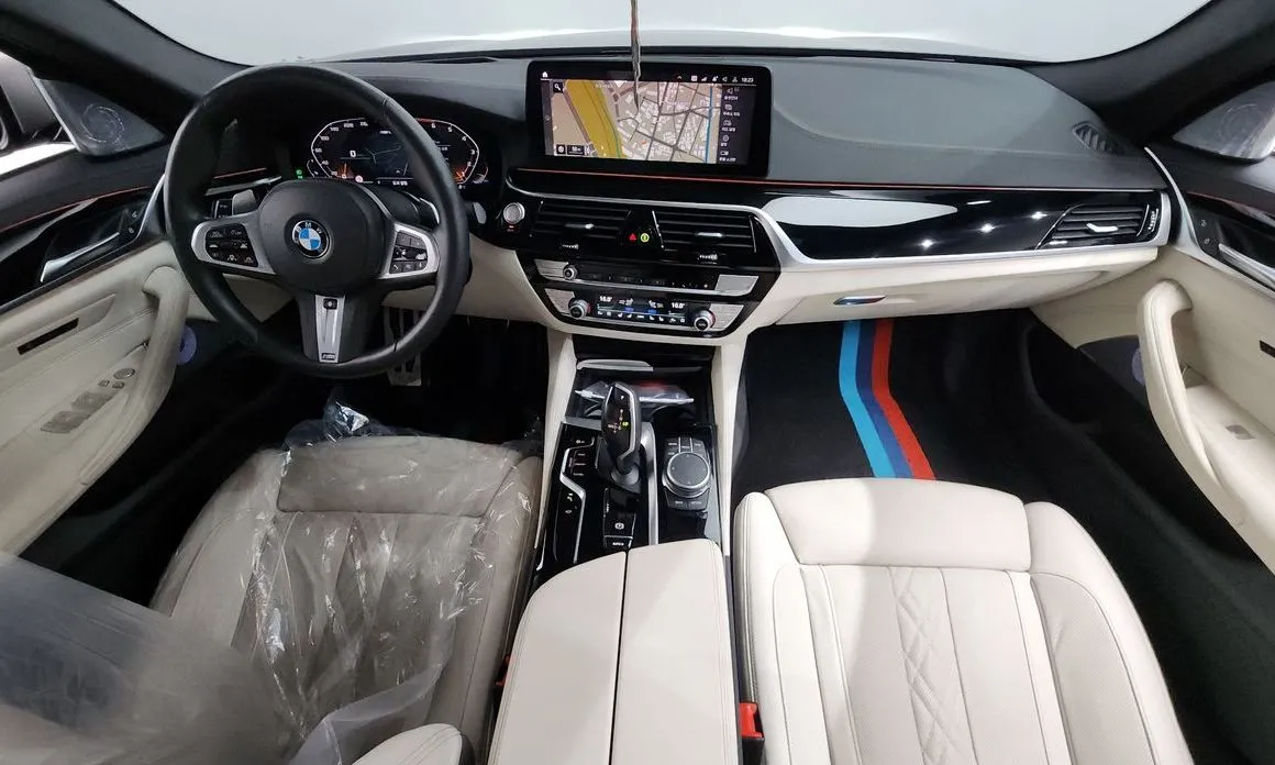 BMW 5-Series 2022 из KR, фото 4