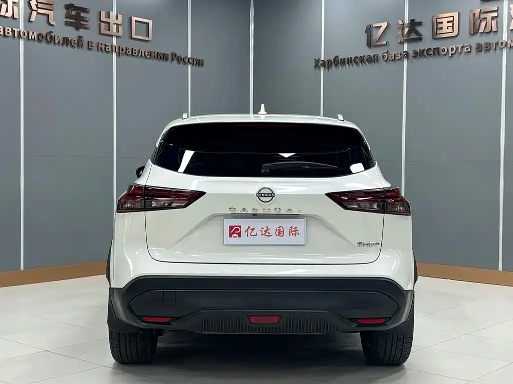 Nissan Qashqai — фото 10