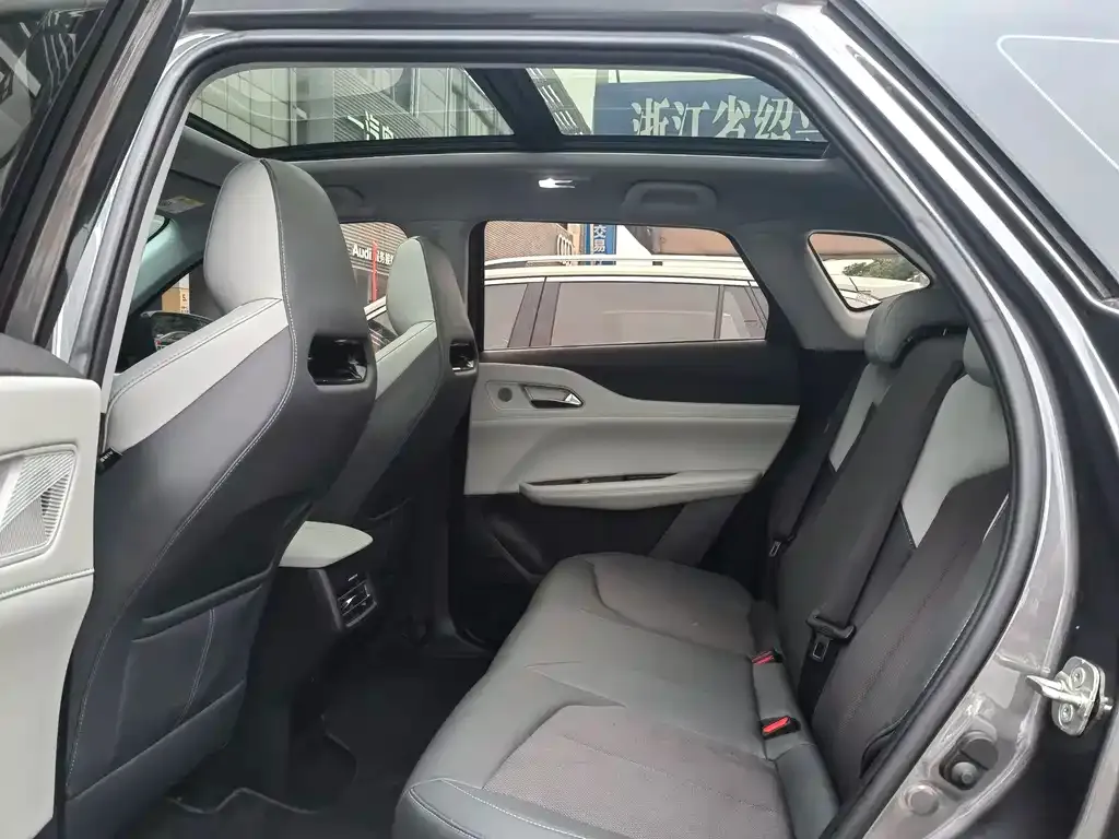Changan UNI-Z 2024 из CN, фото 10