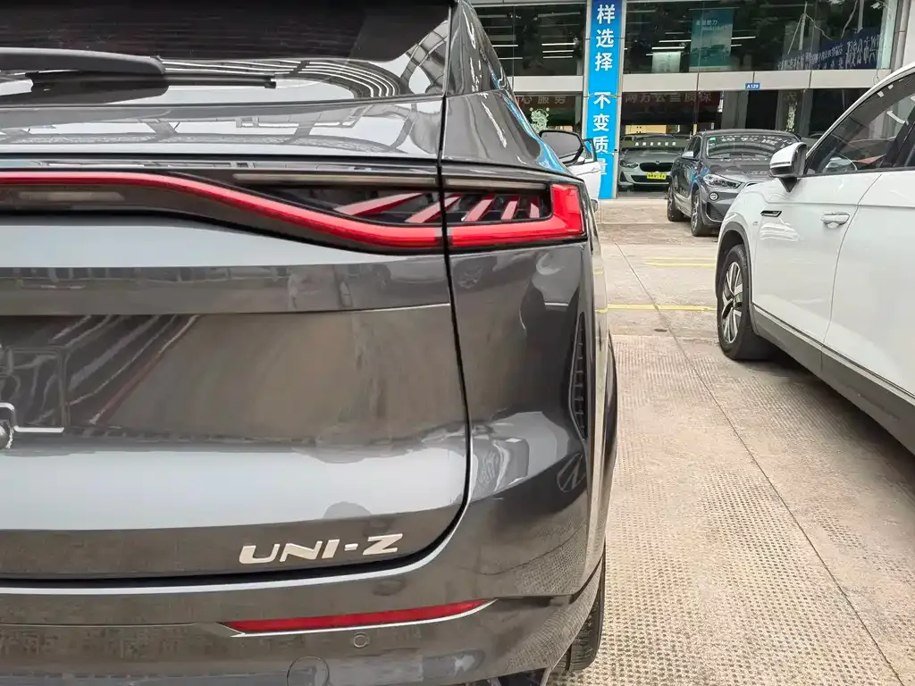 Changan UNI-Z 2024 из CN, фото 4