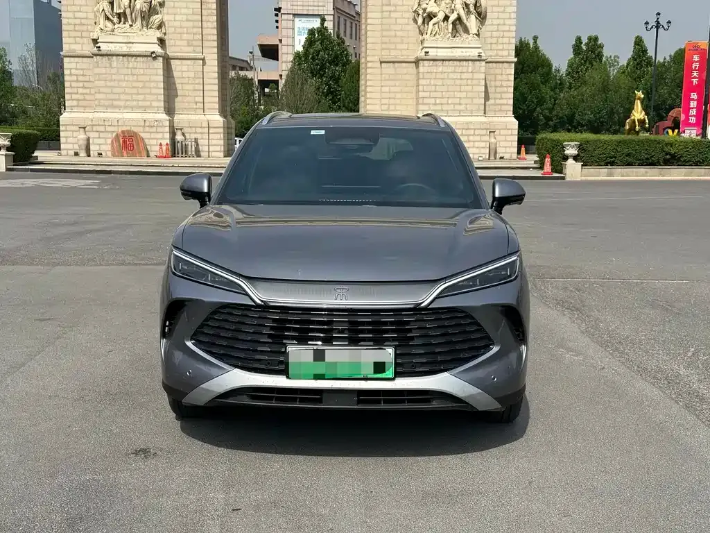 BYD L DM-i — фото 9