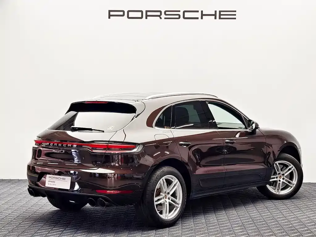 Porsche Macan — фото 7