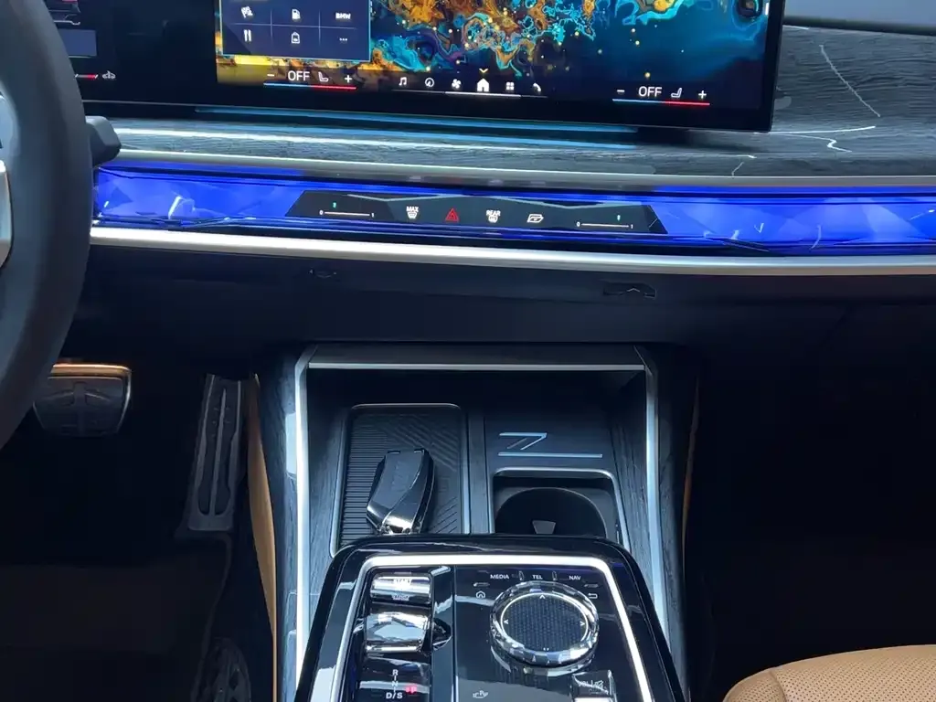 BMW 7 Series 2024 из CN, фото 4