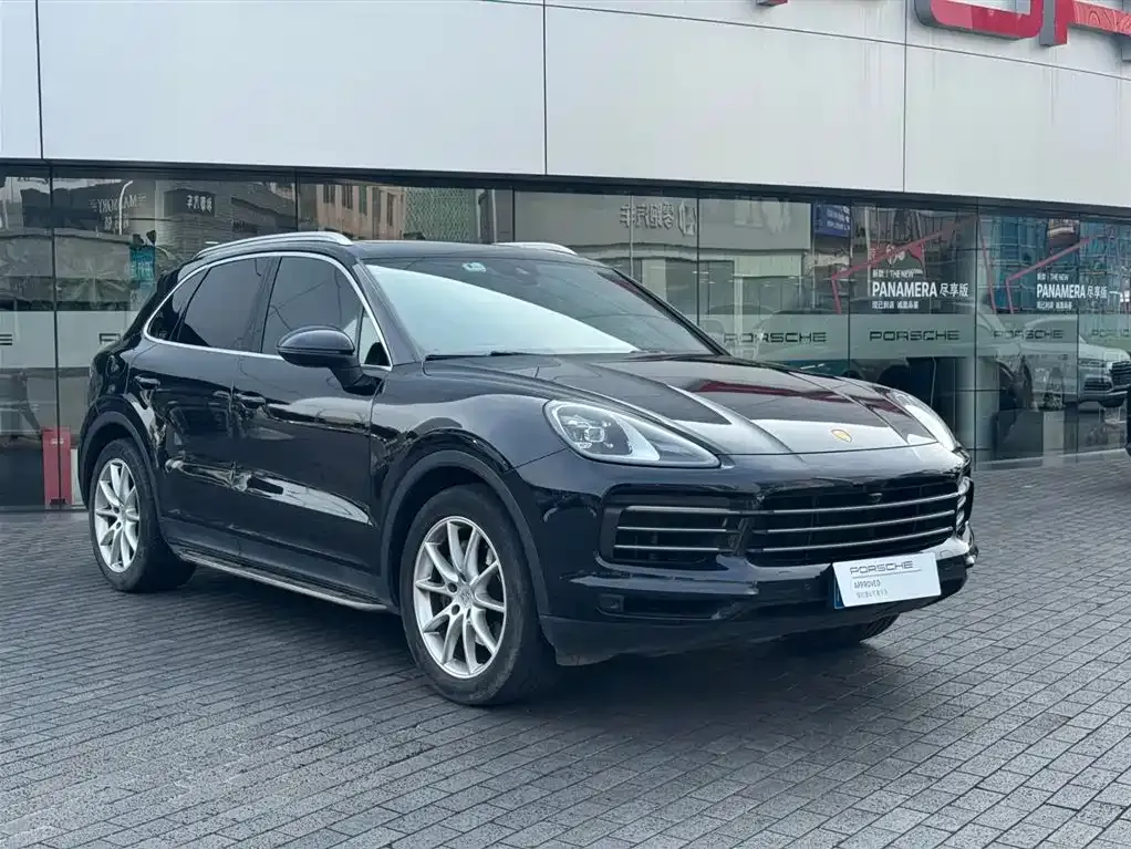 Porsche Cayenne — фото 7