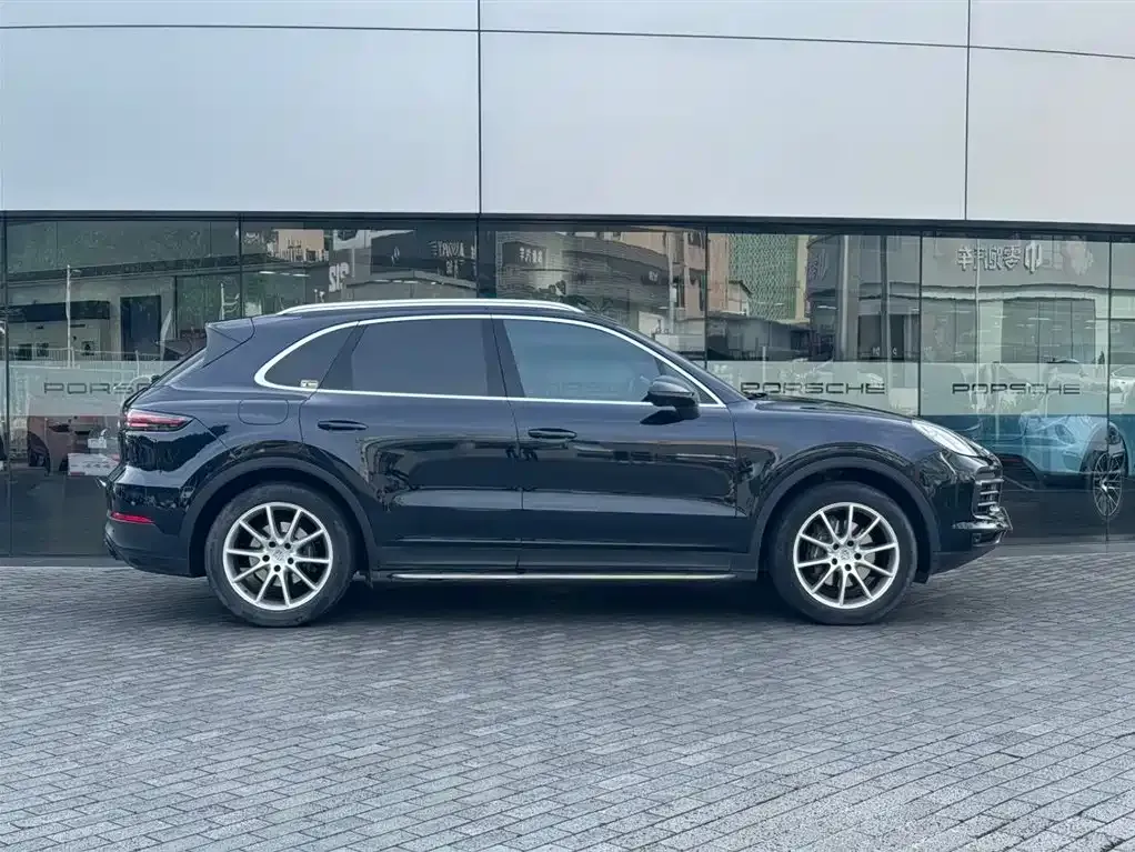 Porsche Cayenne — фото 8