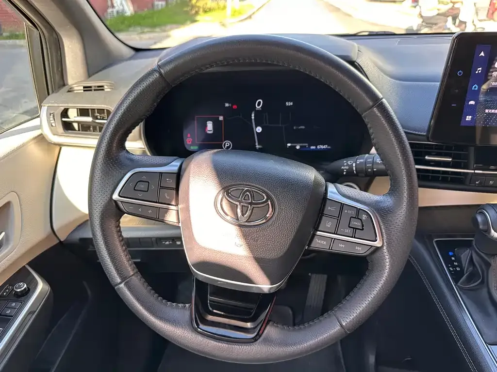 Toyota Sienna 2022 из CN, фото 10