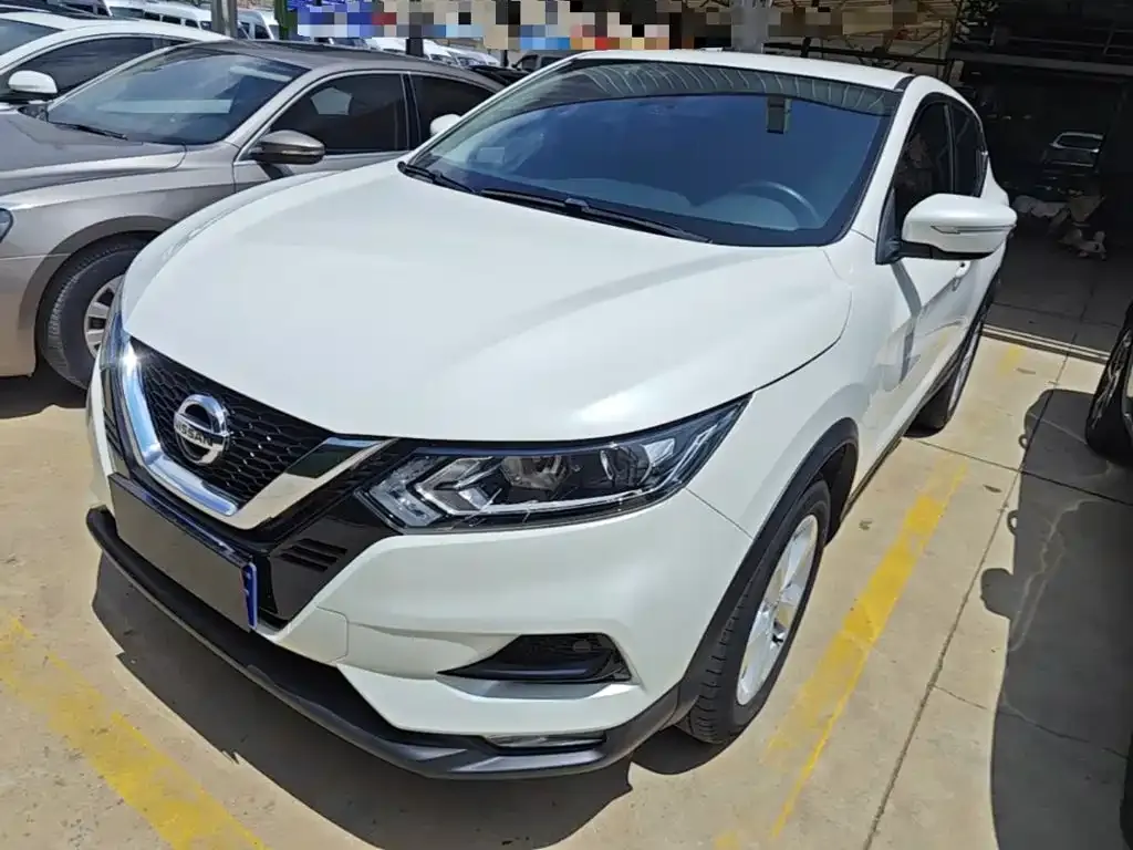 Nissan Qashqai — фото 5