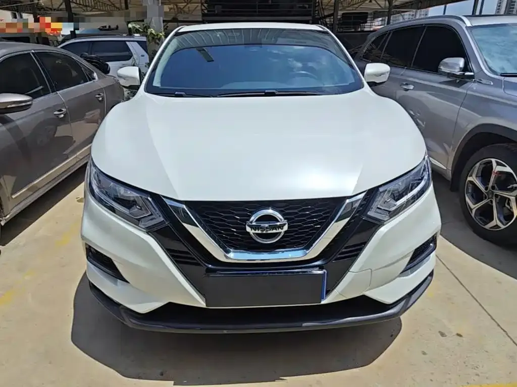 Nissan Qashqai — фото 4