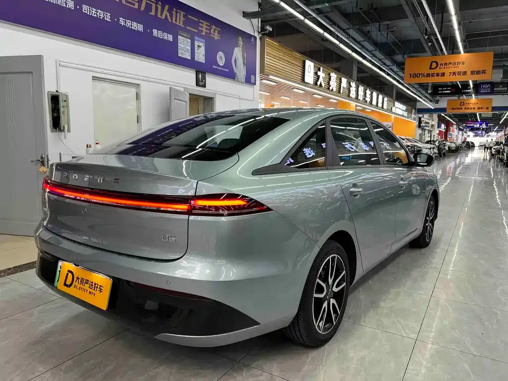 Roewe D6 2025 из CN, фото 6