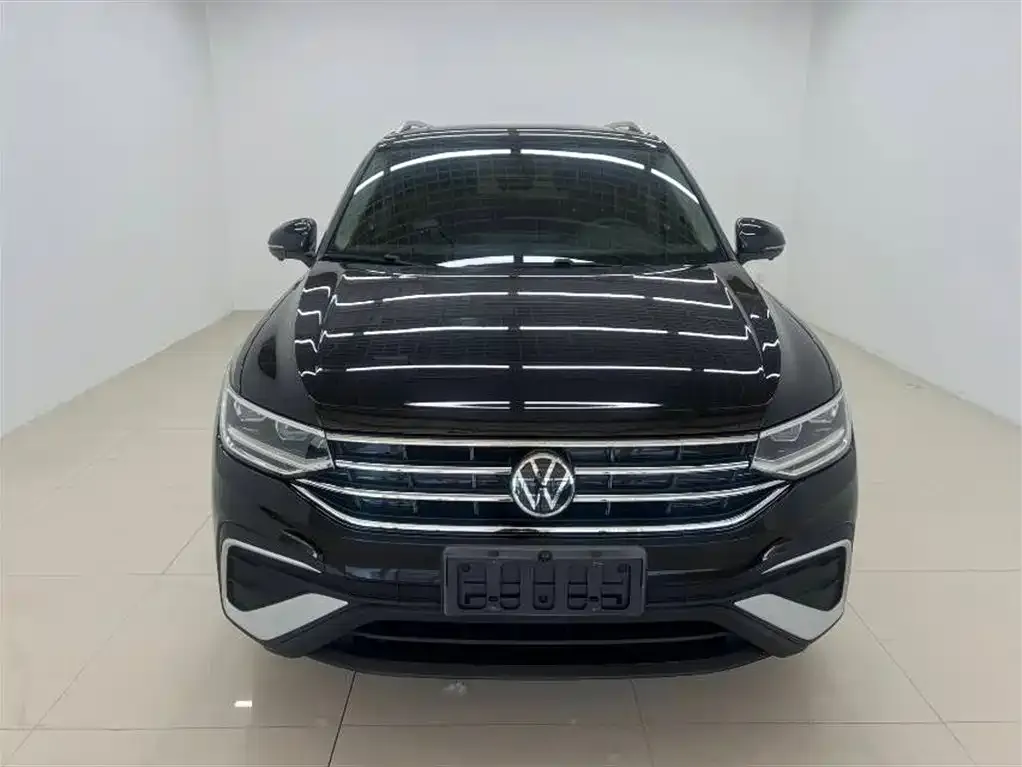 Volkswagen Tiguan L 2022 из CN, фото 4