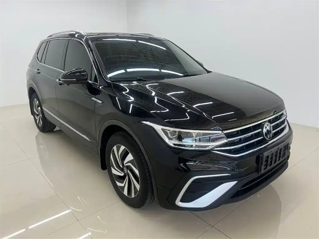 Volkswagen Tiguan L 2022 из CN, фото 5