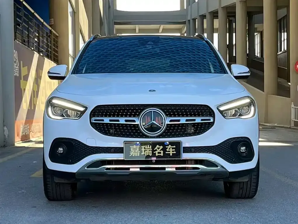 Mercedes-Benz GLA — фото 7