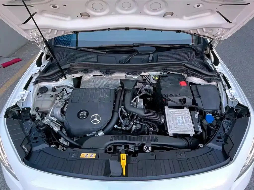 Mercedes-Benz GLA — фото 10