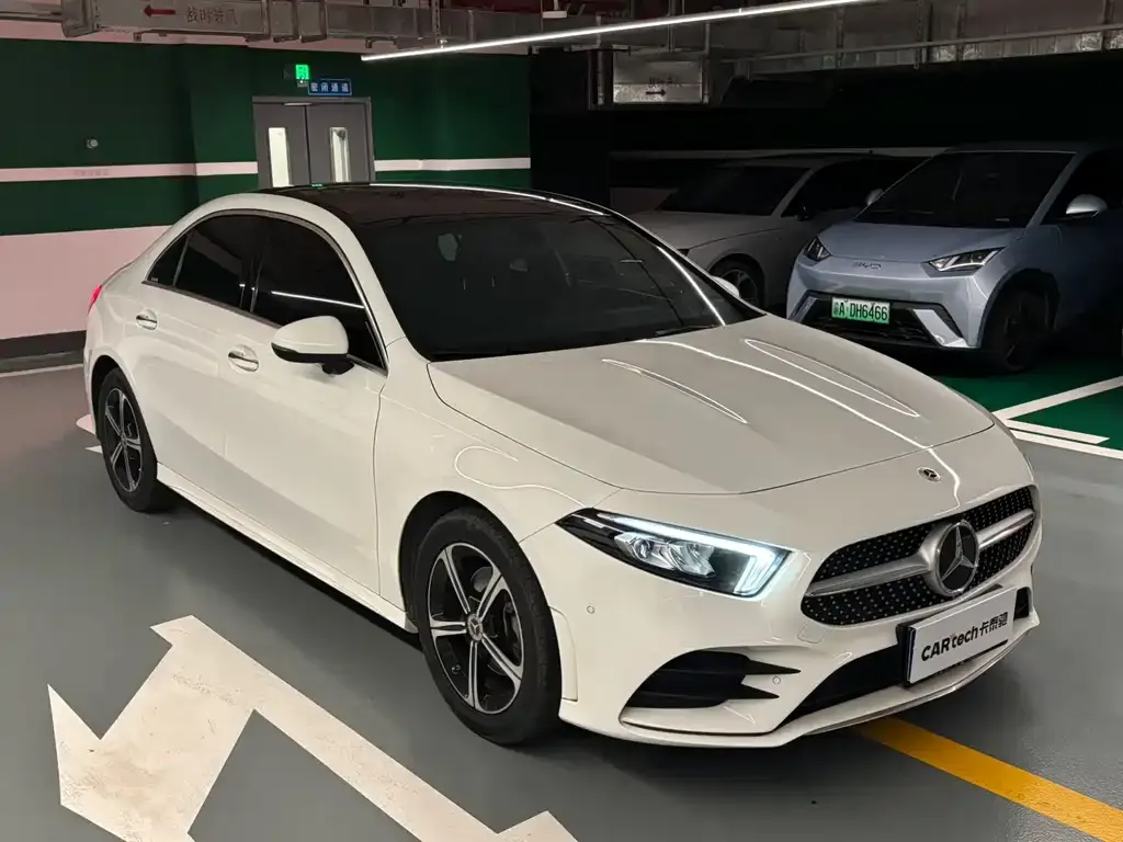 Mercedes-Benz A-Class — фото 7