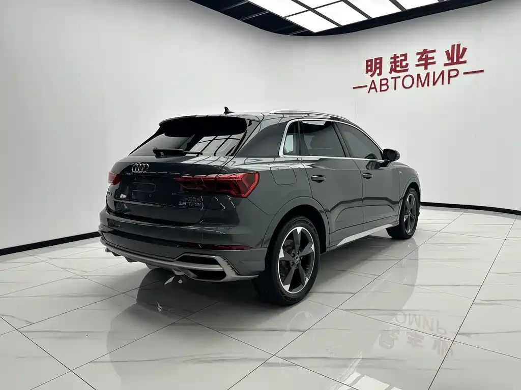 Audi Q3 — фото 6