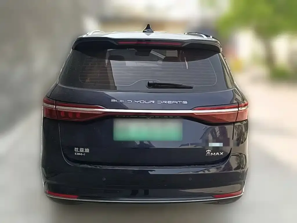 BYD MAX New Energy — фото 7