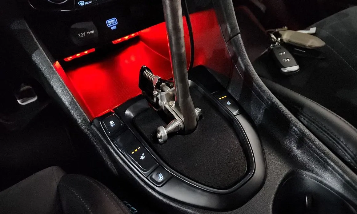 Hyundai Veloster 2022 из KR, фото 2