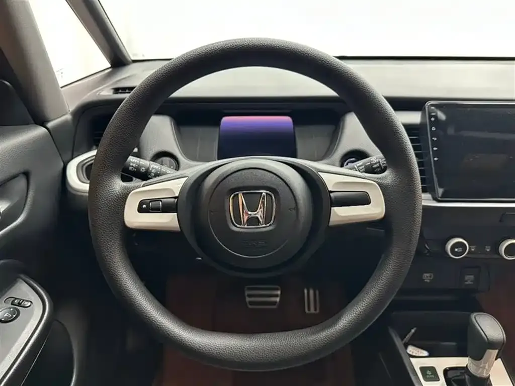 Honda Fit — фото 8