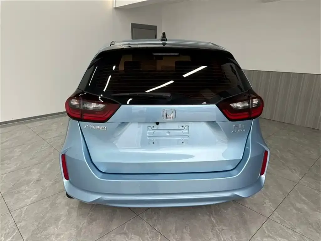 Honda Fit — фото 9