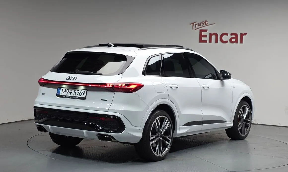Audi Q5 2025 из KR, фото 3
