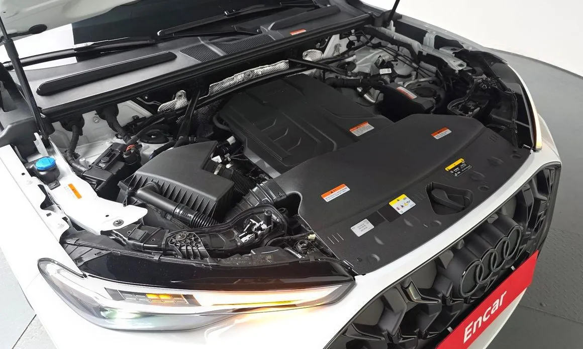 Audi Q5 2025 из KR, фото 10