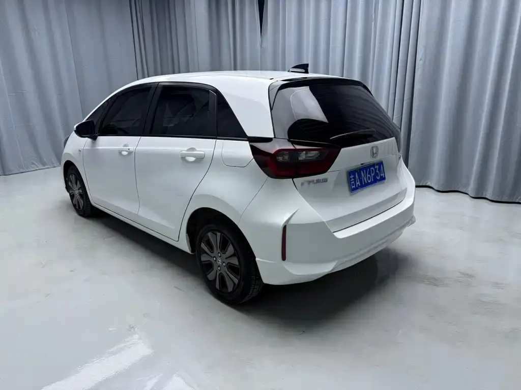Honda Fit — фото 2