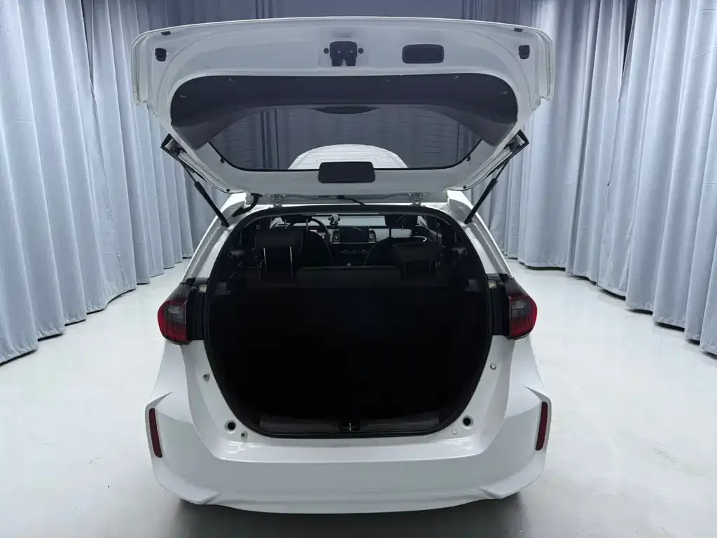 Honda Fit — фото 6