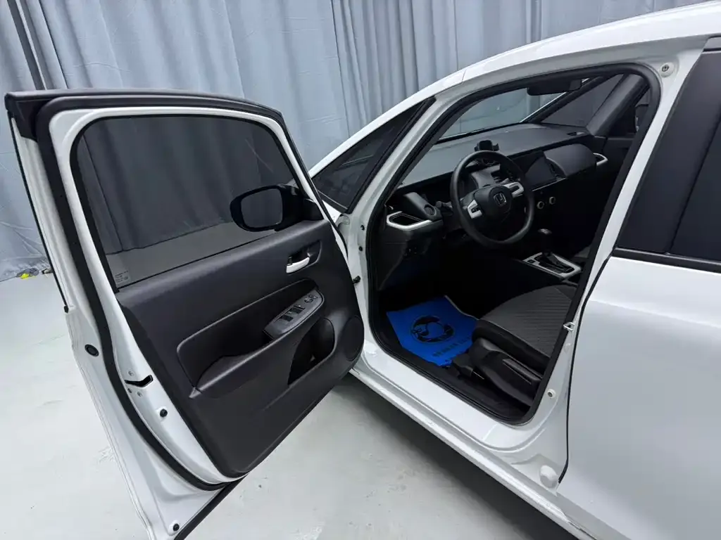 Honda Fit — фото 9