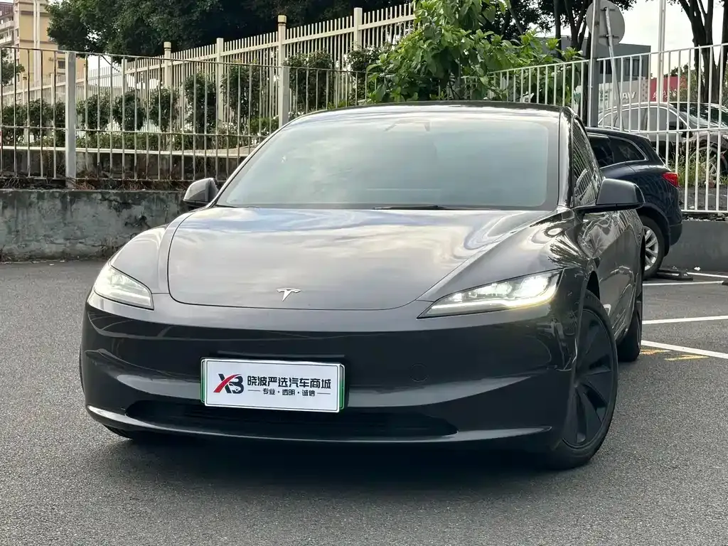 Tesla Model 3 — фото 6