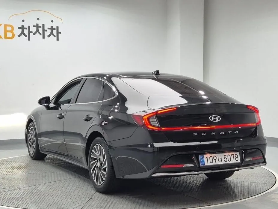 Hyundai Sonata 2023 из KR, фото 4