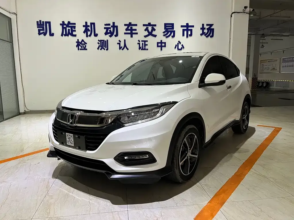 Honda Vezel — фото 1