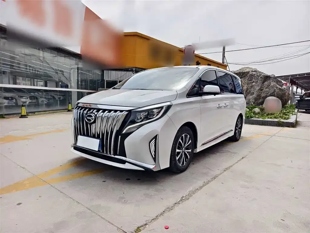 GAC Motor Trumpchi M8 — фото 2