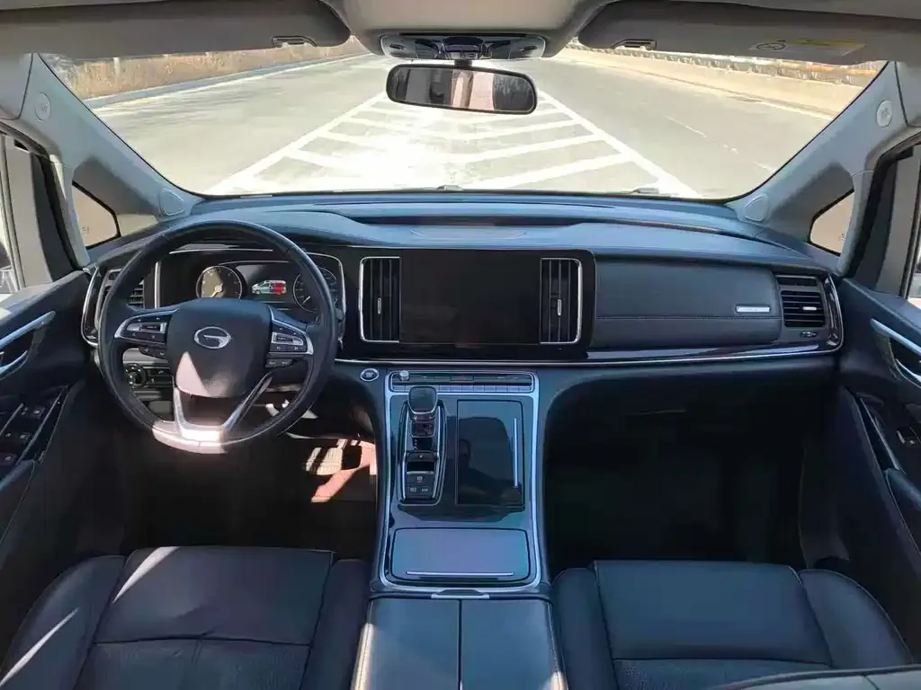 GAC Motor Trumpchi M8 — фото 9