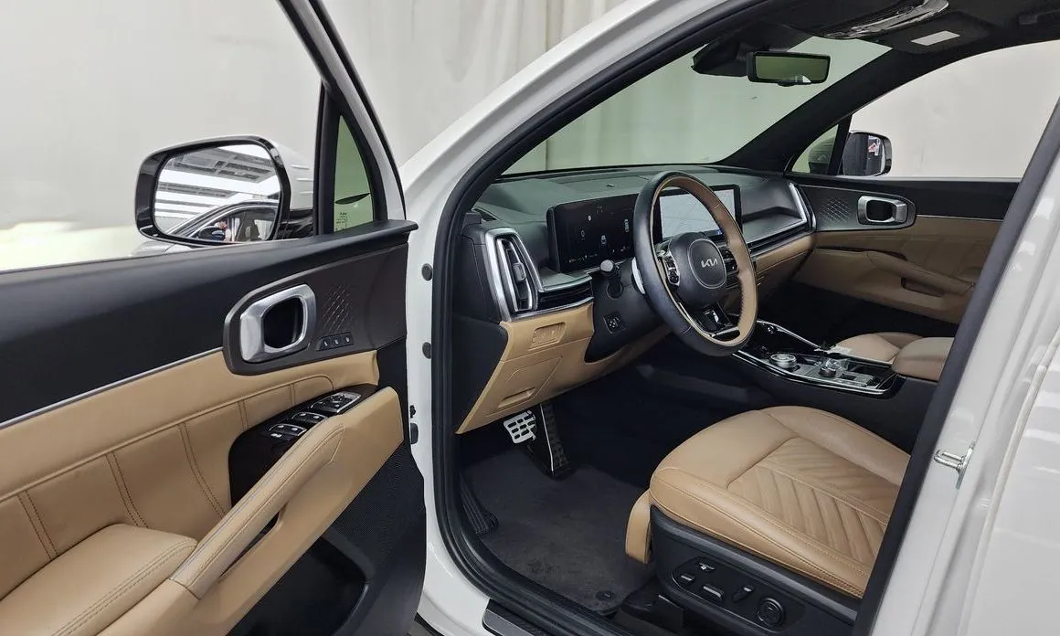 Kia Sorento — фото 10