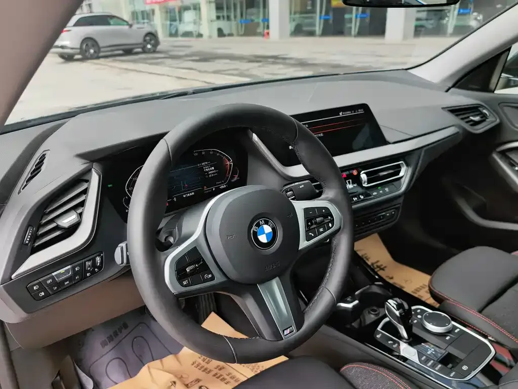 BMW 2 Series (Import) 2024 из CN, фото 6