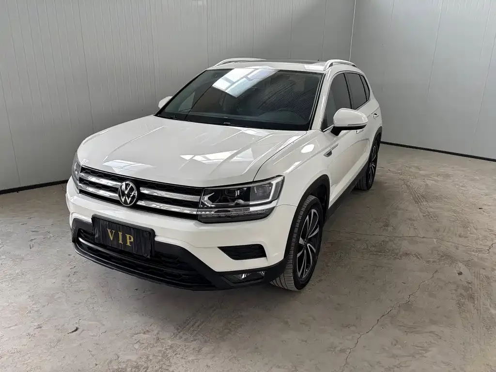 Volkswagen Tharu — фото 1