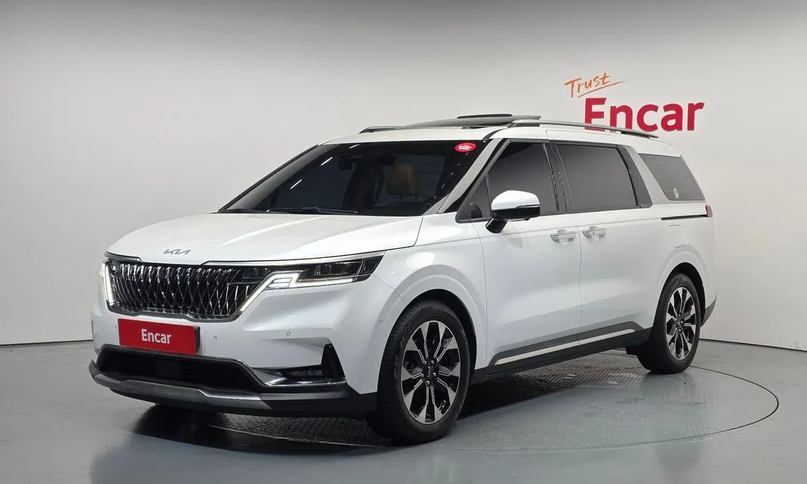 Kia Carnival 2023 из KR, фото 1