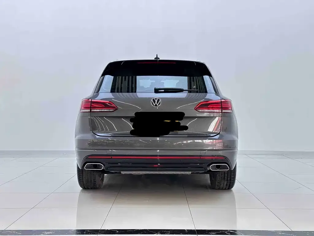 Volkswagen Touareg 2023 из CN, фото 2