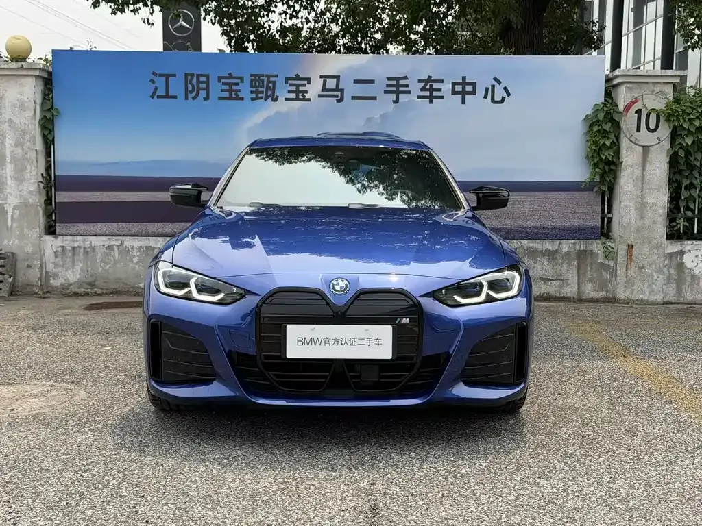 BMW i4 M