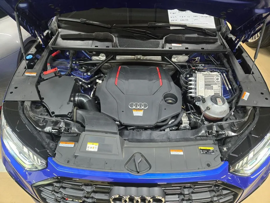 Audi SQ5 2022 из KR, фото 3