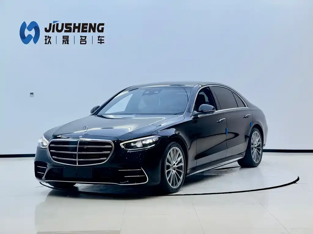 Mercedes-Benz S-Class — фото 1