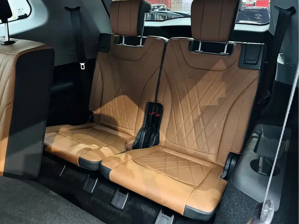 Chery Tiggo 8 PLUS — фото 9