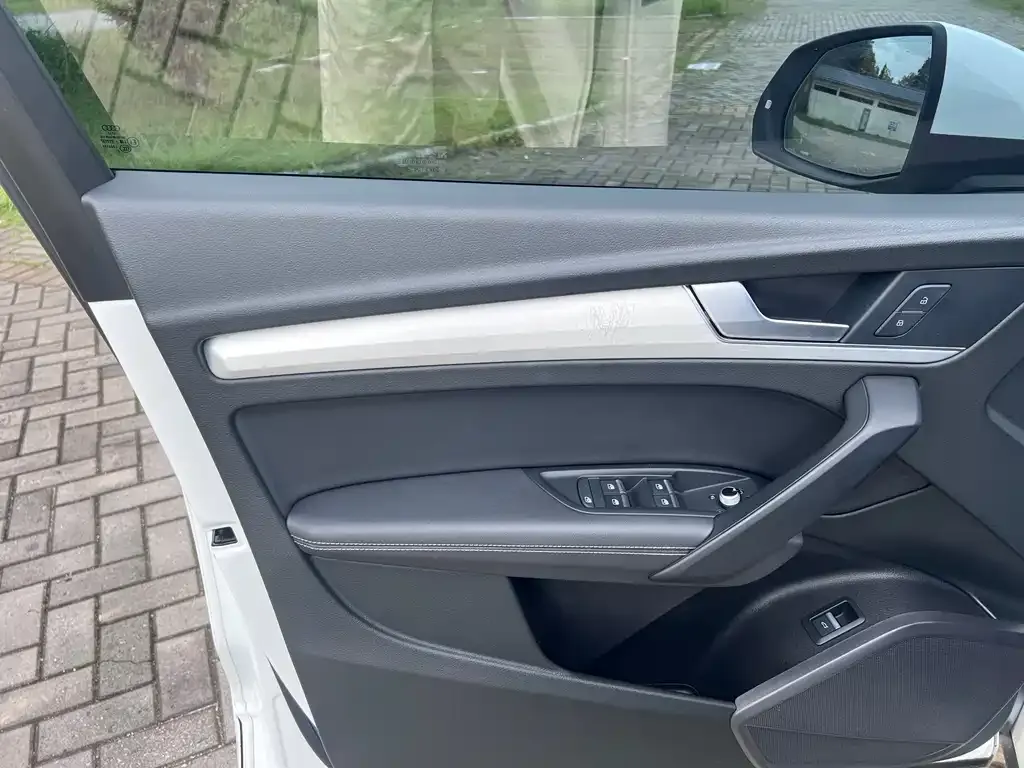 Audi Q5L 2021 из CN, фото 5