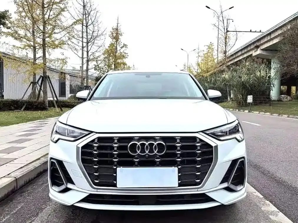 Audi Q3 — фото 5