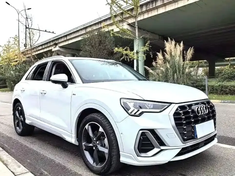 Audi Q3 — фото 8