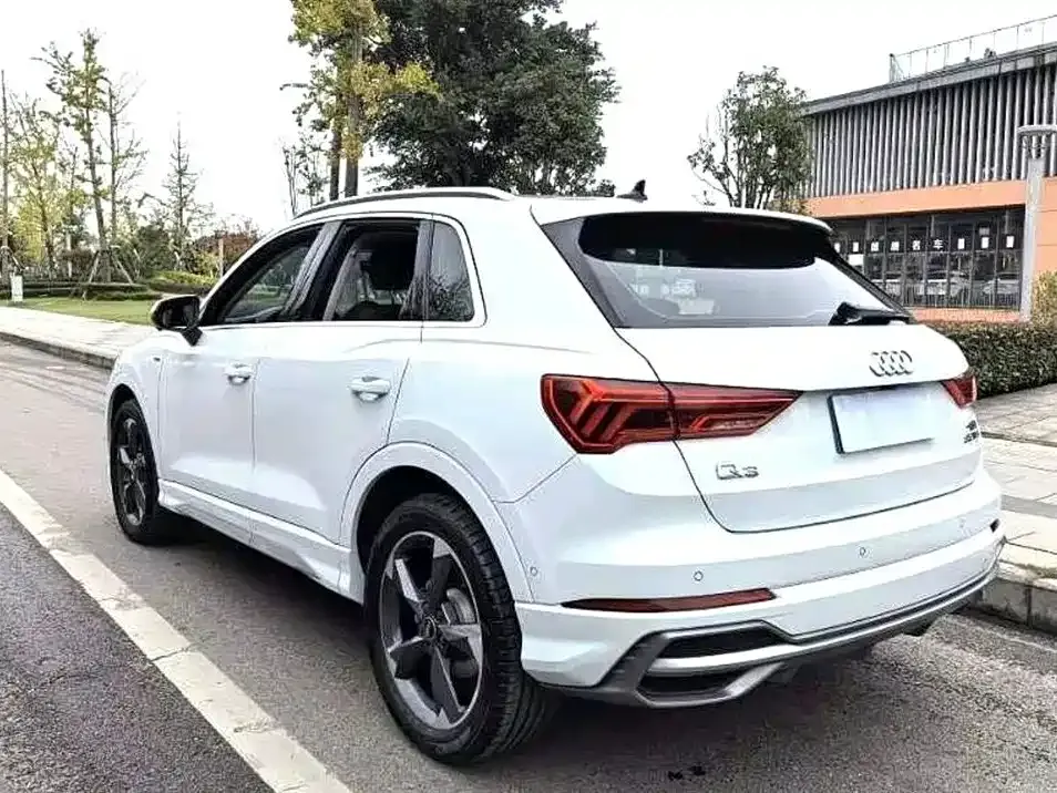 Audi Q3 — фото 9