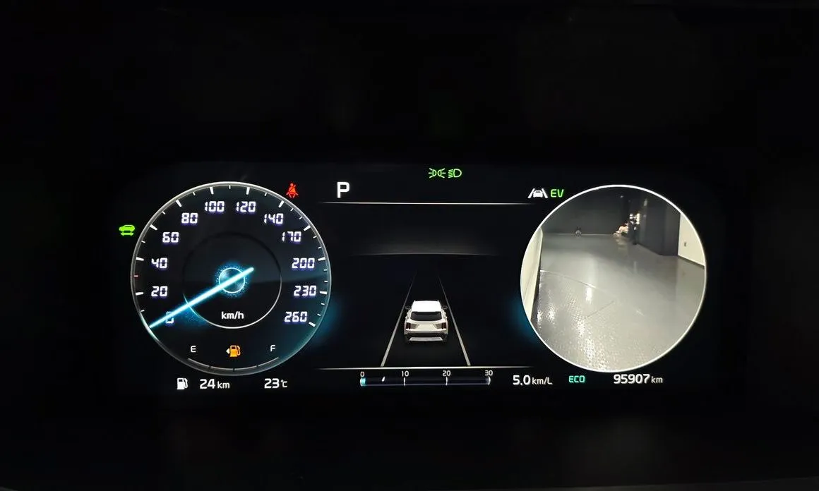 Kia Sorento — фото 8