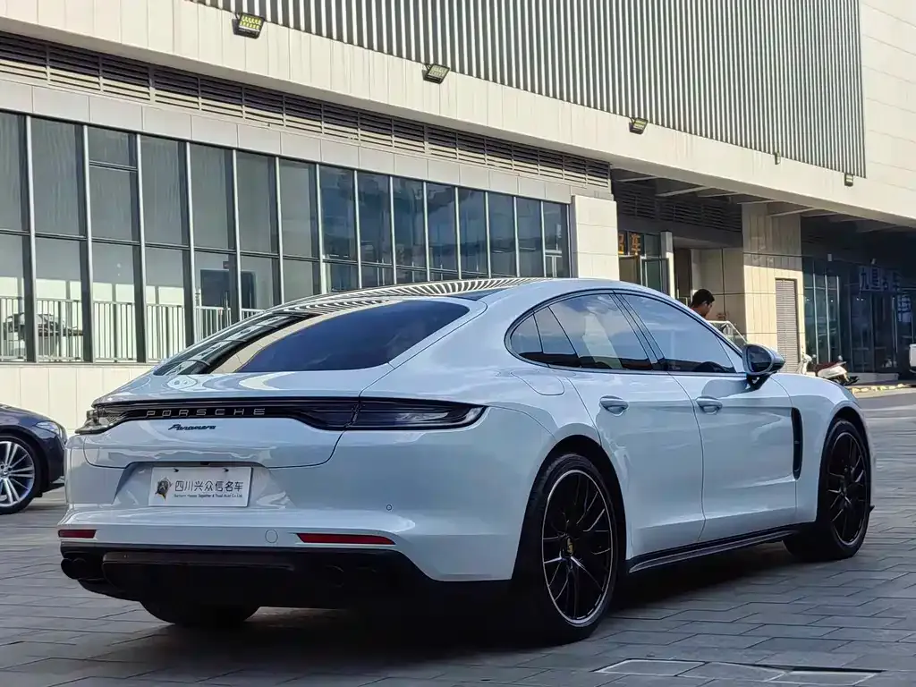 Porsche Panamera — фото 3